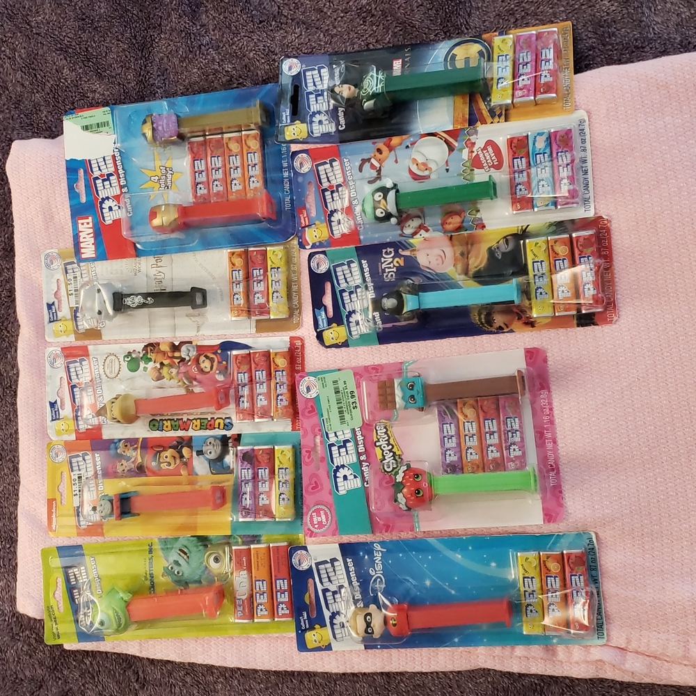 Pez dispensers lot of 10 packs bundle